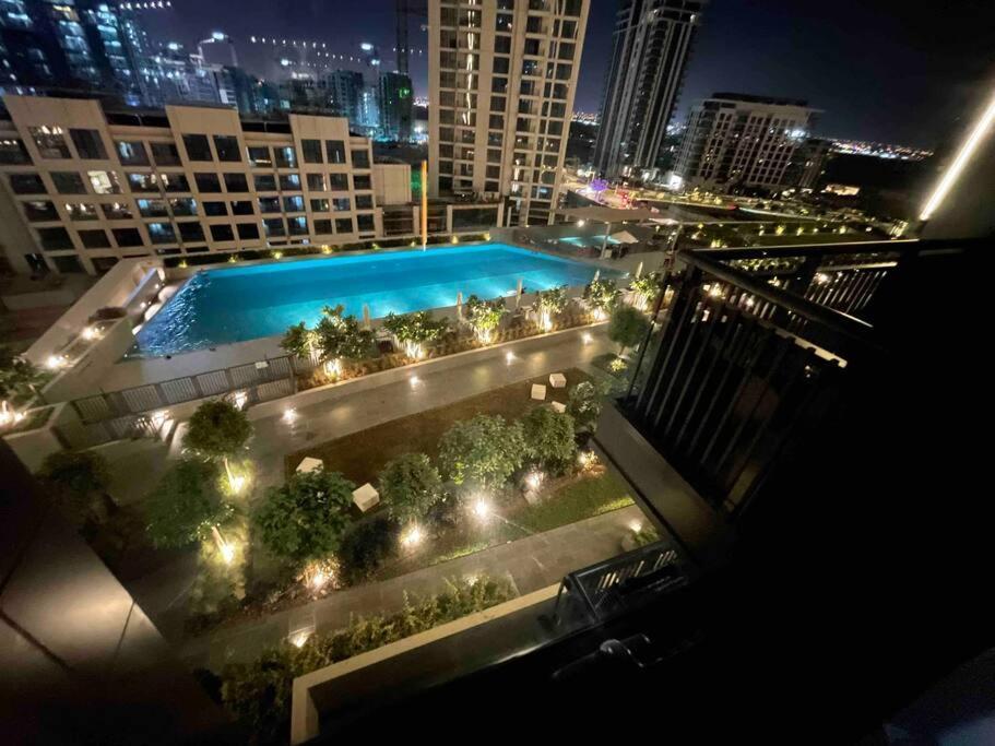 Contemporary 1Br Condo With Pool At Creek Harbour Dubai Eksteriør bilde